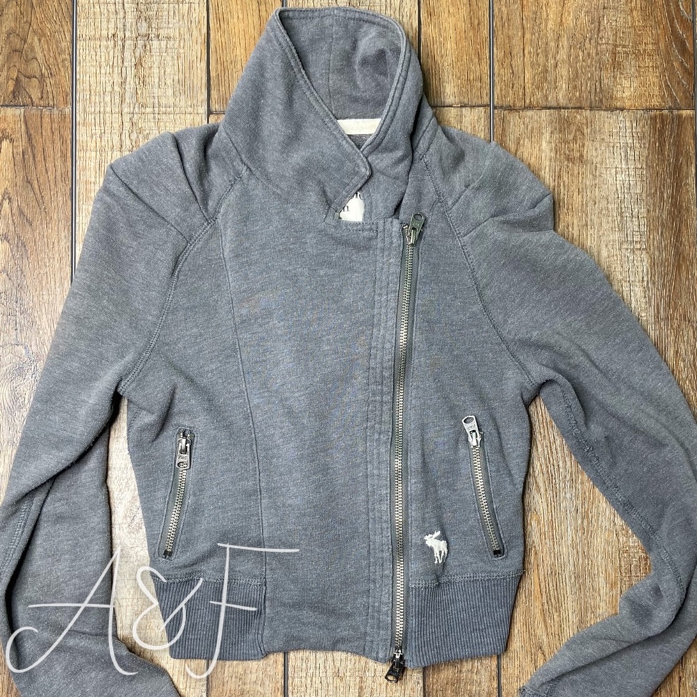 🍁Abercrombie & Fitch | Gray Zip Up Half Sweater M